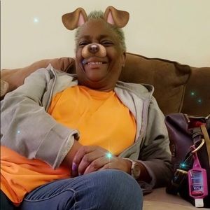 Meet your Posher, Diane